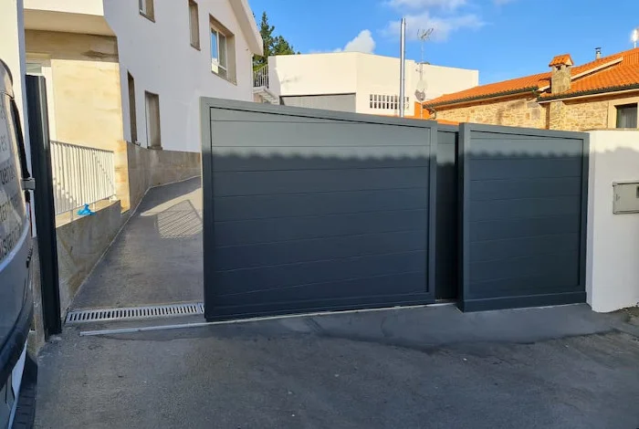 garaje 2 - Puertas de Garaje Cortes de Pallás (Valencia) Reparación y Mantenimiento