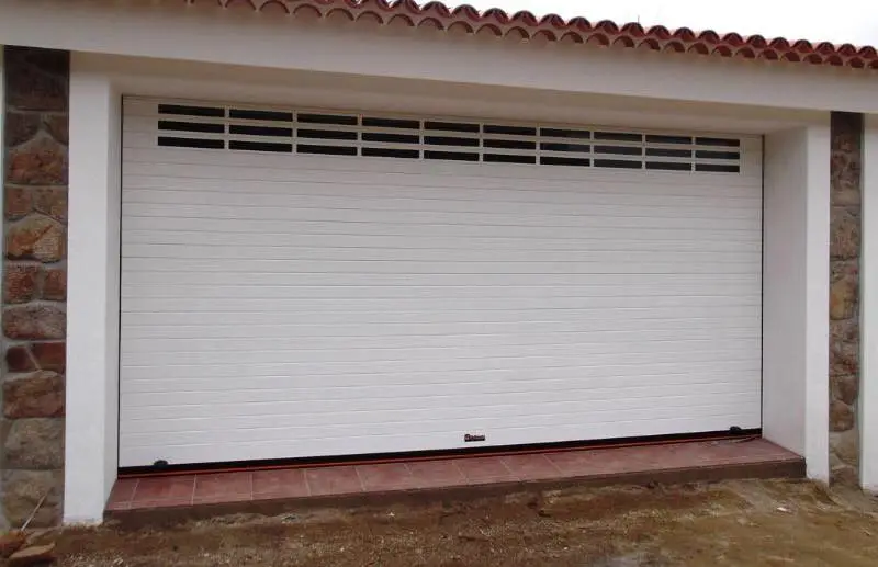 puerta garage enrollable 09 2020 - Instalación y reparación puerta de garaje enrollables en Barcelona, Valencia y Alicante