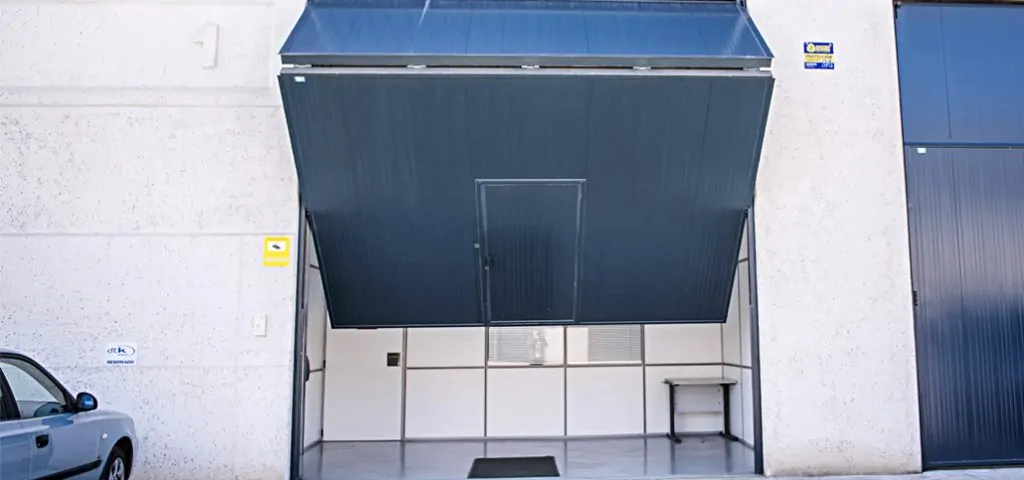 Que fabricantes ofrecen las mejores puertas basculantes automaticas 1024x480 - ¿Qué fabricantes ofrecen las mejores puertas basculantes automáticas?