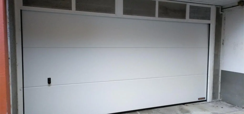 Que servicios ofrecen para el mantenimiento puertas de garaje en Madrid 1024x480 - ¿Qué servicios ofrecen para el mantenimiento de puertas de garaje en Madrid?