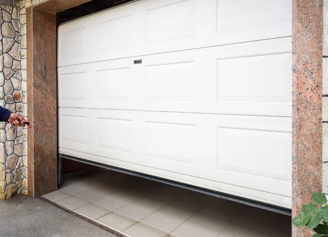 Que empresa en Madrid ofrece servicio de reparacion para puertas de garaje enrollables con buena reputacion - &iquest;Qu&eacute; empresa en Madrid ofrece servicio de reparaci&oacute;n para puertas de garaje enrollables con buena reputaci&oacute;n?